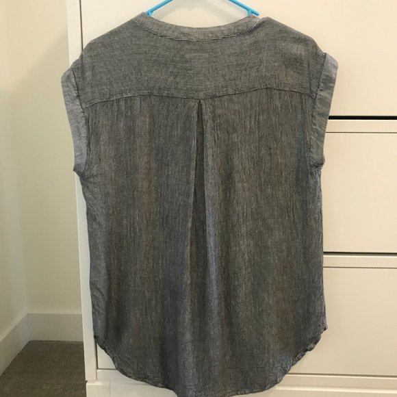 Gray Short Sleeve Shirt - Size S - Picture 3 of 6